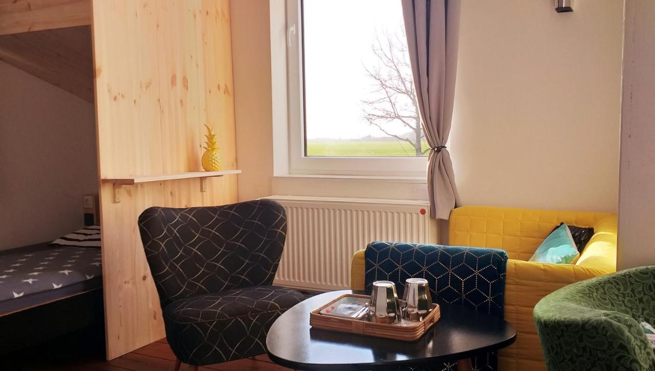 Ahoi Bed & Breakfast Wesselburenerkoog ภายนอก รูปภาพ