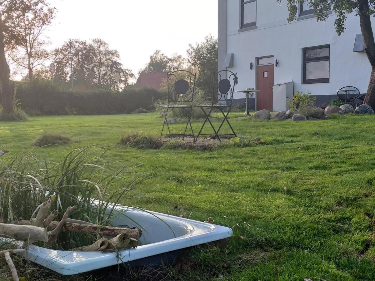 Ahoi Bed & Breakfast Wesselburenerkoog ภายนอก รูปภาพ