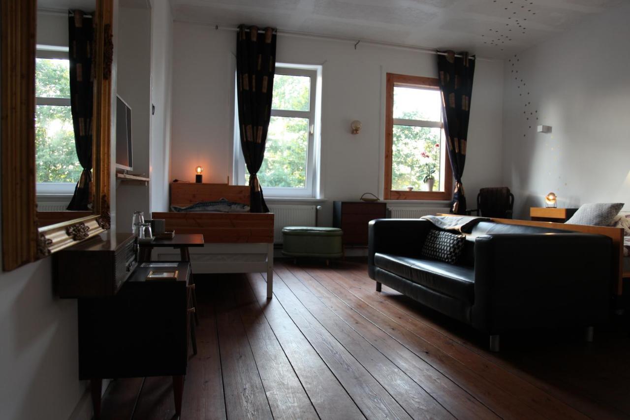 Ahoi Bed & Breakfast Wesselburenerkoog ภายนอก รูปภาพ